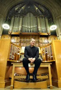 Jonathan Scott organist
